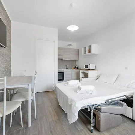 Loiseau Bleu - Terrasse - Parking - Clim Ментона